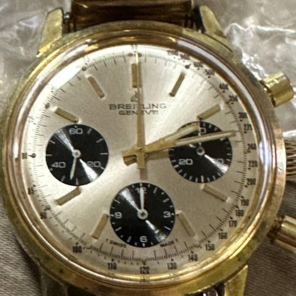 Vintage Breitling Geneve model 815 classic top time 38mm gold tone watch.